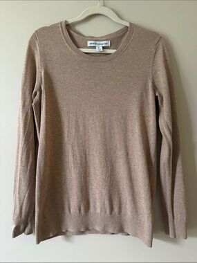 Amazon Essentials Women's Crewneck Sweater in Taupe Brown